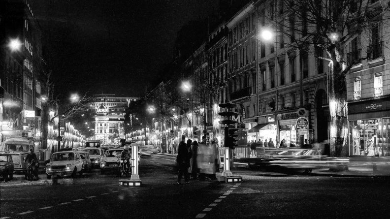 1971-Paris-la-nuit-01-1200.jpg
