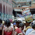 Au marché de Port au Prince  : équilibre